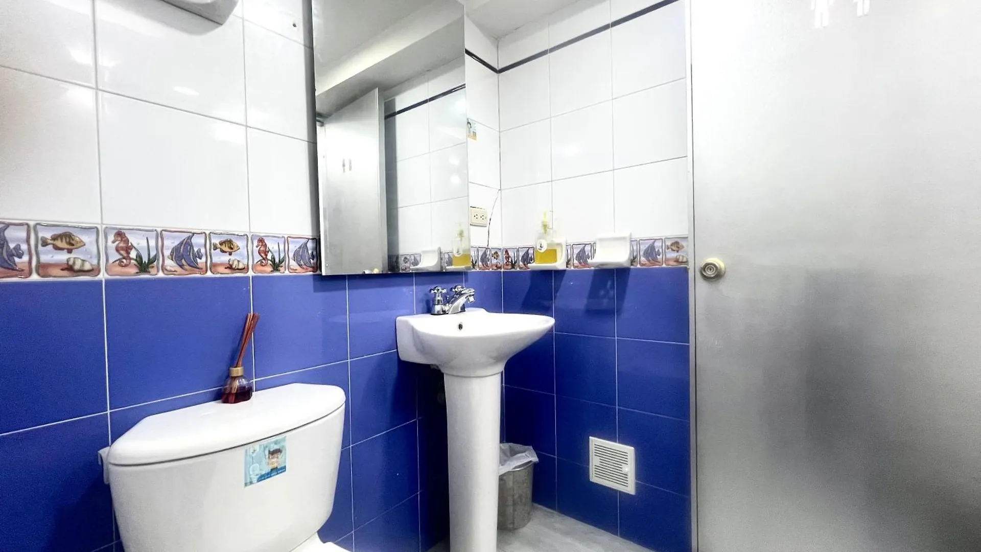 Apartaestudio Full Equipado En Condominio Privado Cartagena 아파트